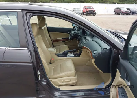 2011 Honda Accord 2.4 Ex-L from USA, damaged, VIN 1HGCP2F86BA044181